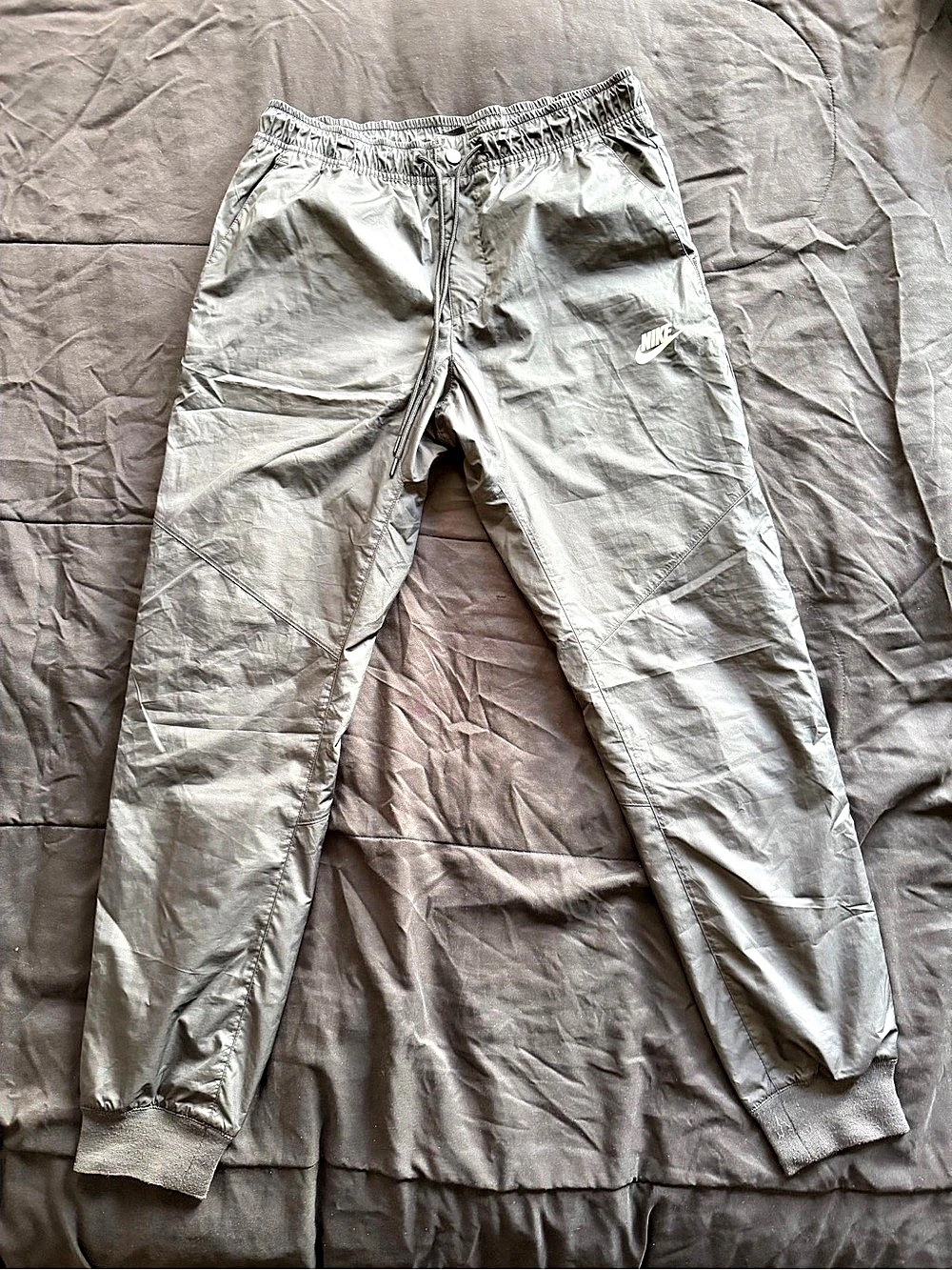Nike Men'Small Jogger Pants Gray Small